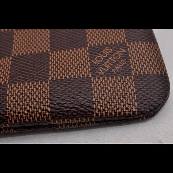 SOLD - Authentic Louis Vuitton keychain card pouch - Picture 12 of 16